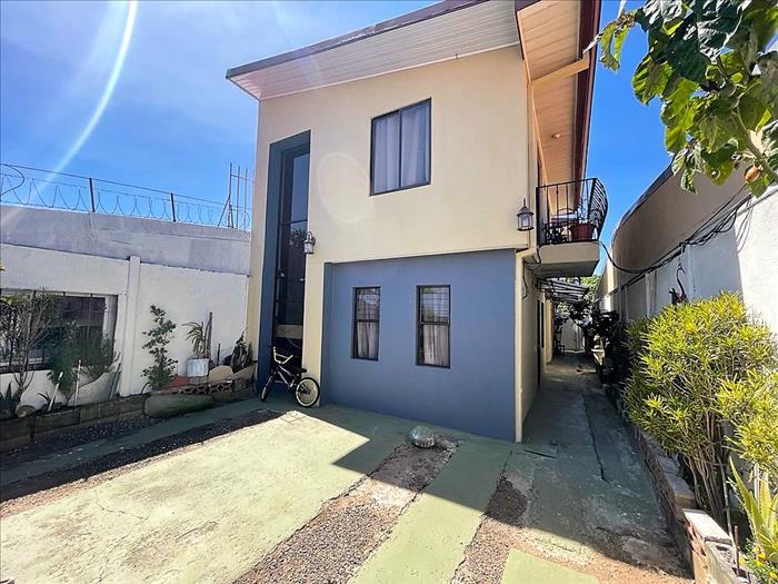 Se Vende Dos Apartamentos DUPLEX Santa Bárbara